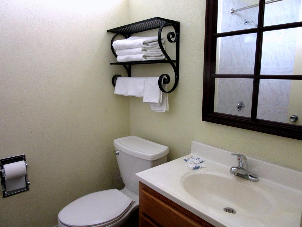 Budget Host Inn Арлінгтон Екстер'єр фото